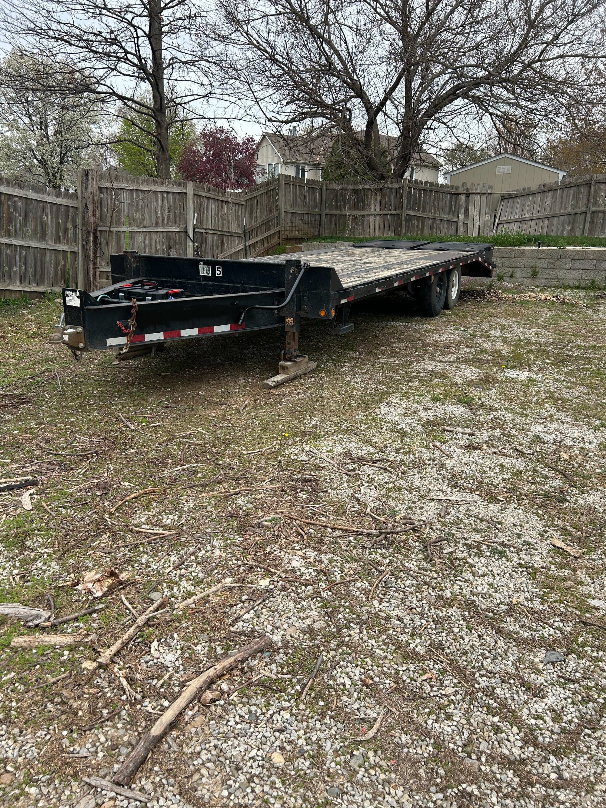 Big Tex 14PH 20+5 Deckover 25 ft